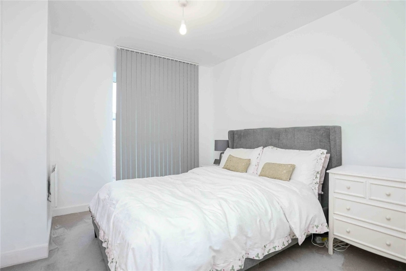 2 bedrooms apartments/flats to sale in Beaufort Square, Beaufort Park, Colindale-image 3