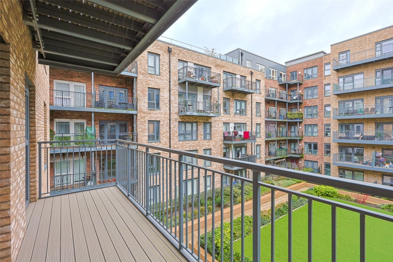 2 bedrooms apartments/flats to sale in Beaufort Square, Beaufort Park, Colindale-image 11