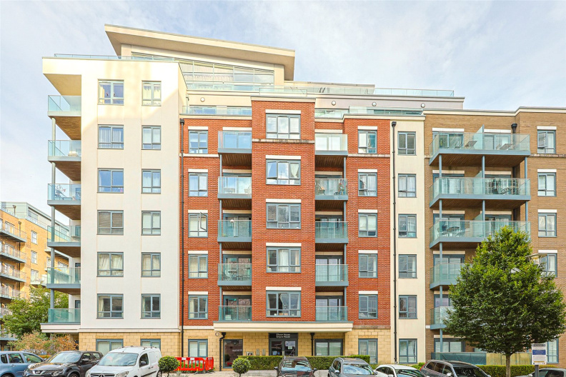 1 bedroom apartments/flats to sale in East Drive, Colindale-image 1