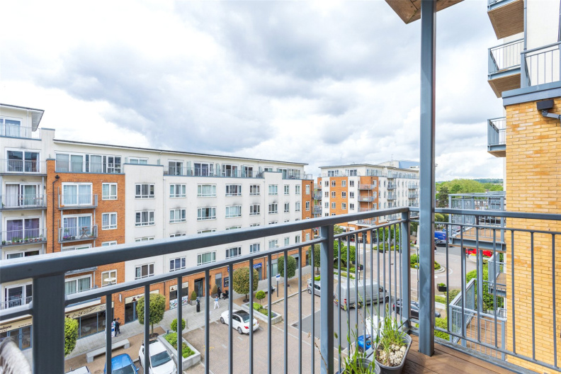 2 bedrooms apartments/flats to sale in Heritage Avenue, Colindale-image 2