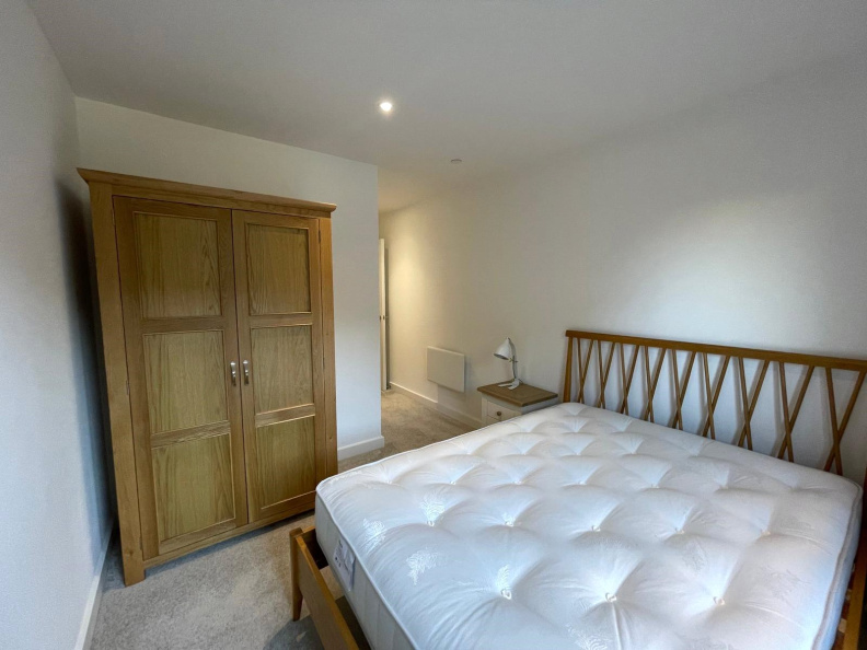2 bedrooms apartments/flats to sale in Caversham Road, London, Barnet-image 4