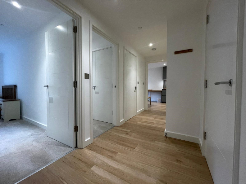 2 bedrooms apartments/flats to sale in Caversham Road, London, Barnet-image 14