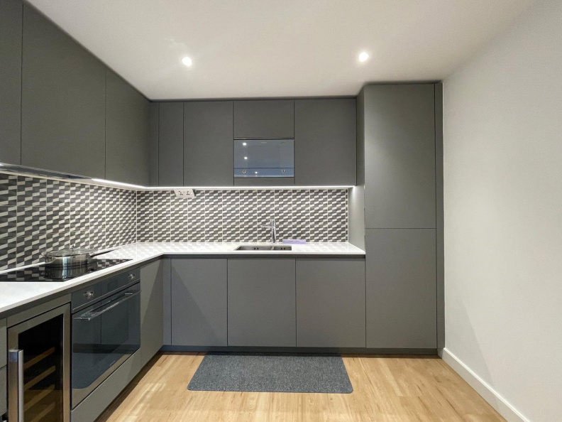 2 bedrooms apartments/flats to sale in Caversham Road, London, Barnet-image 16