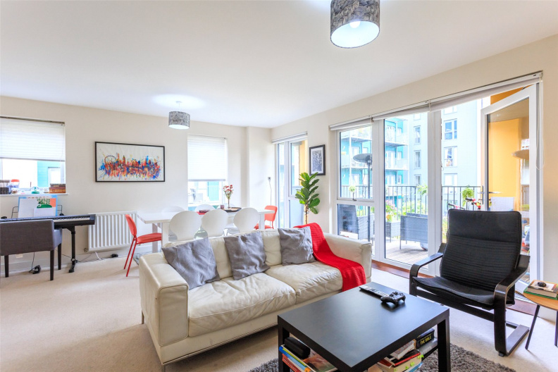 3 bedrooms apartments/flats to sale in Guardian Avenue, London-image 3