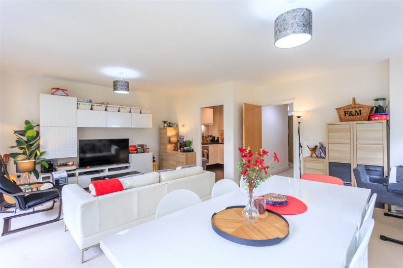 3 bedrooms apartments/flats to sale in Guardian Avenue, London-image 20