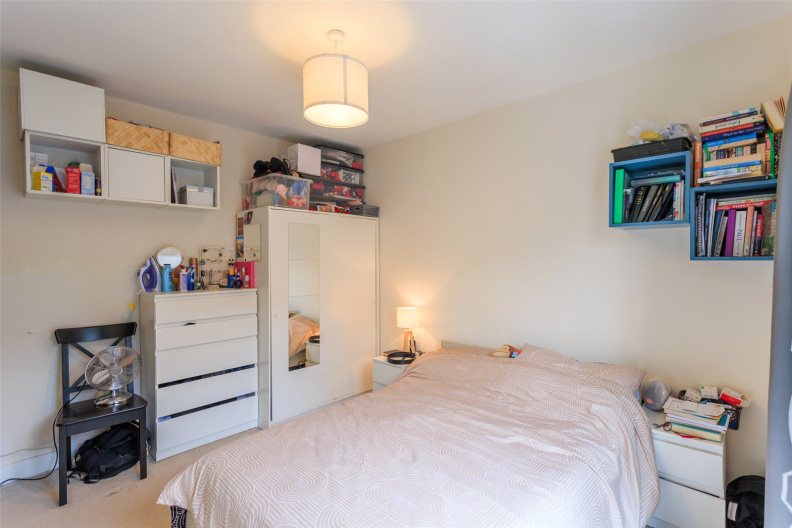 3 bedrooms apartments/flats to sale in Guardian Avenue, London-image 15