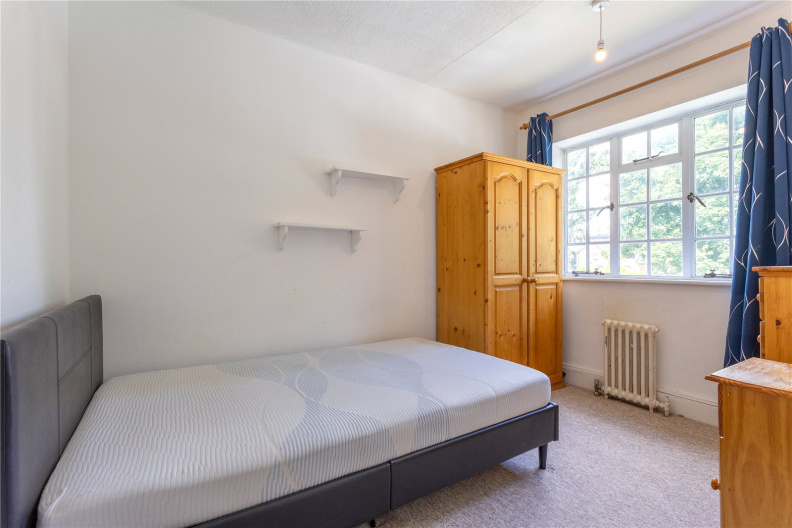 2 bedrooms apartments/flats to sale in Ealing Village, London-image 10