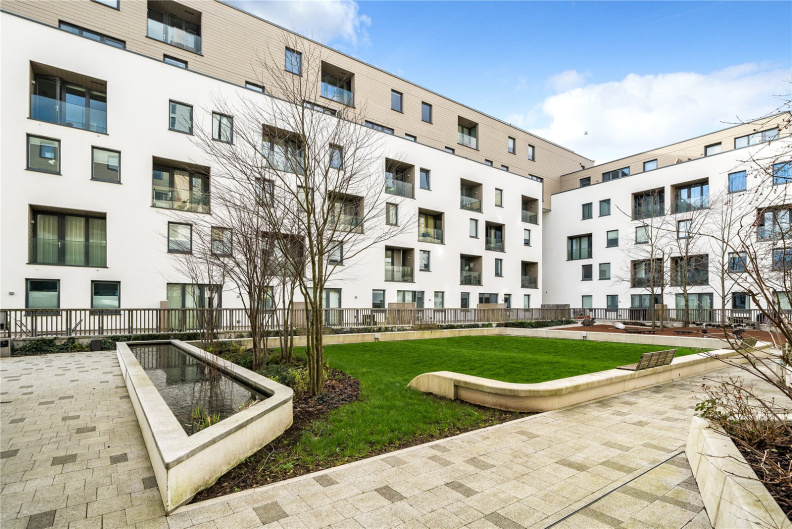 2 bedrooms apartments/flats to sale in Capitol Way, Colindale-image 9