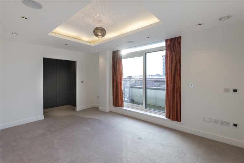 3 bedrooms apartments/flats to sale in Longfield Avenue, Ealing-image 6