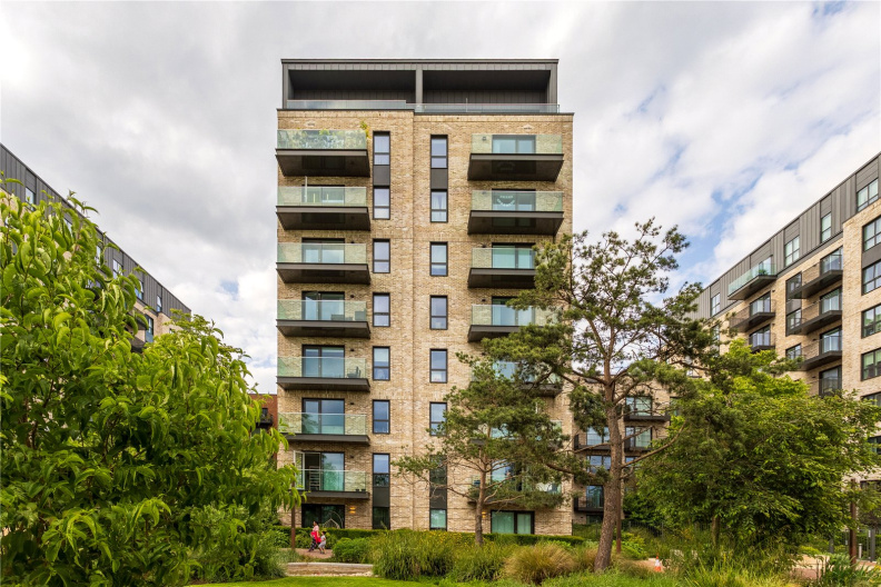 Studio apartments/flats to sale in Greenleaf Walk, Southall-image 15