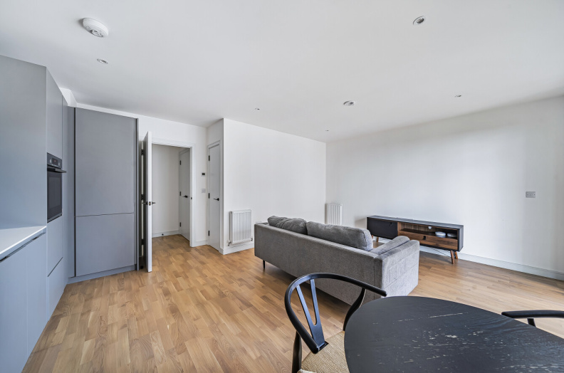 1 bedroom apartments/flats to sale in Greenleaf Walk, Southall-image 15