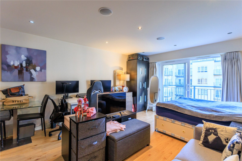 Studio apartments/flats to sale in Heritage Avenue, Colindale-image 2