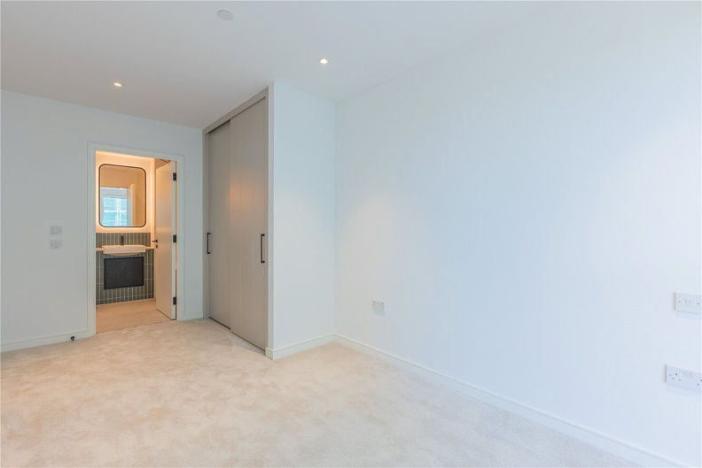 1 bedroom apartments/flats to sale in Cedrus Avenue, Southall-image 4