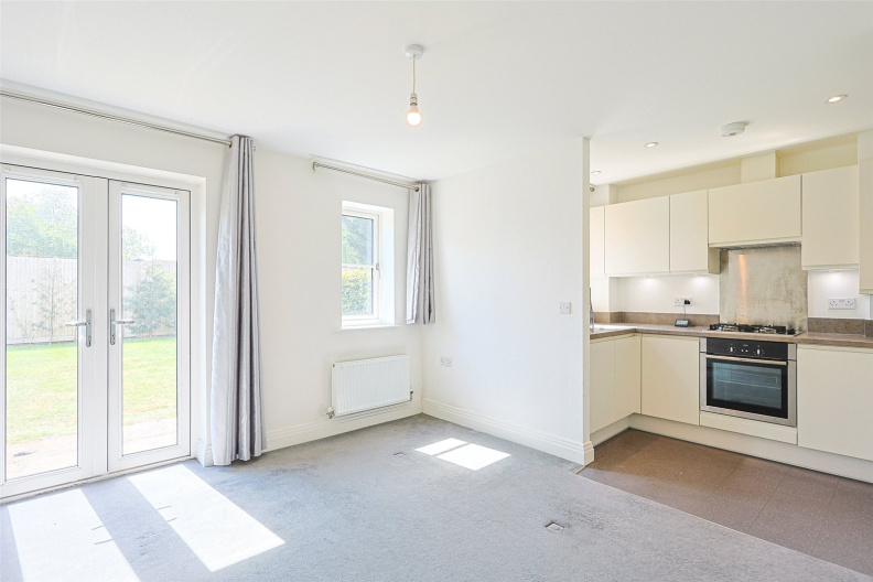 1 bedroom apartments/flats to sale in Palomino Close, Hayes-image 2