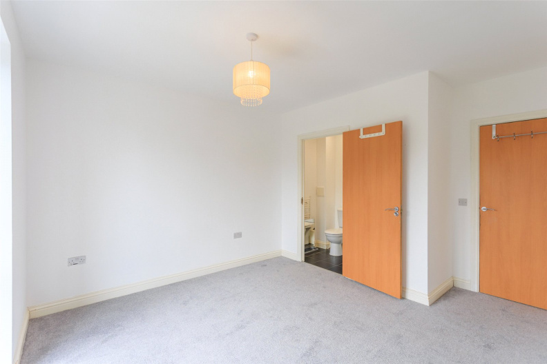 2 bedrooms apartments/flats to sale in Joslin Avenue, London-image 12