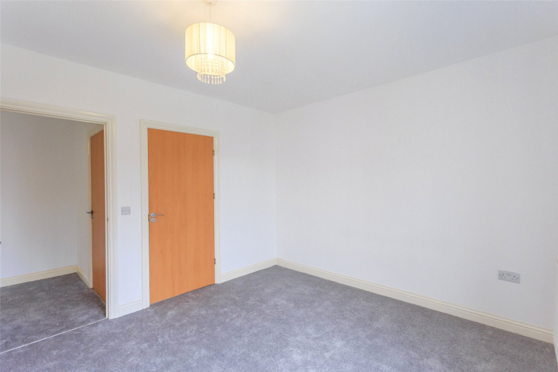 2 bedrooms apartments/flats to sale in Joslin Avenue, London-image 14