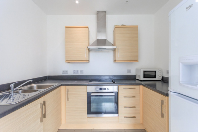 2 bedrooms apartments/flats to sale in Joslin Avenue, Colindale-image 8