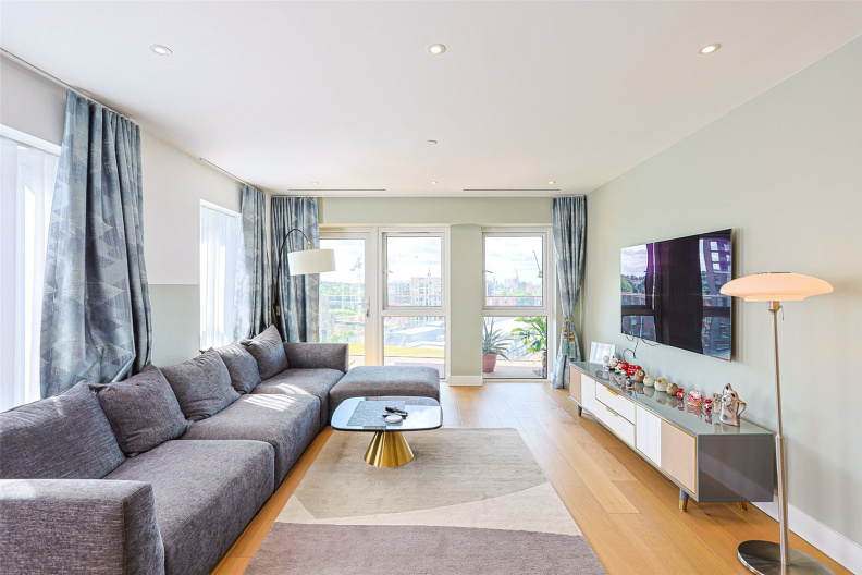 3 bedrooms apartments/flats to sale in Caversham Road, Colindale-image 15