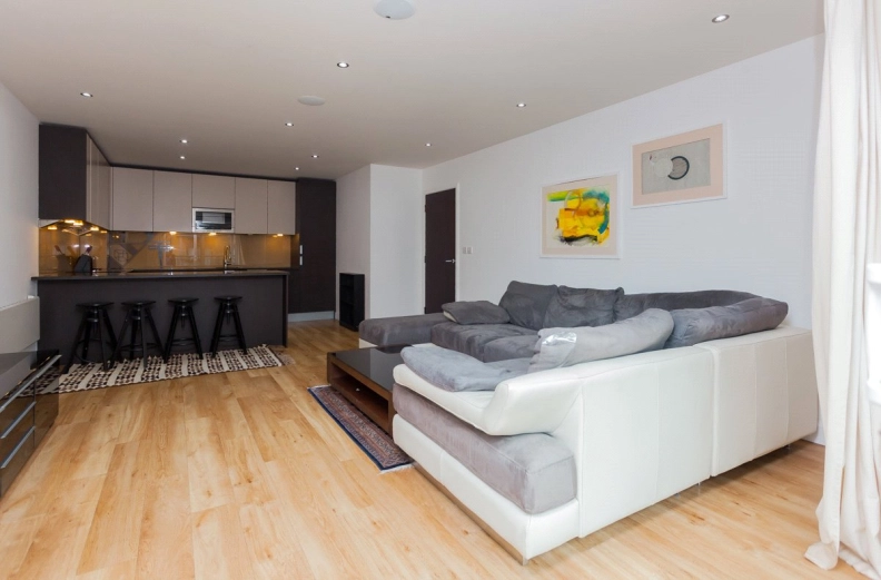 2 bedrooms apartments/flats to sale in Boulevard Drive, Beaufort Park, Colindale-image 6