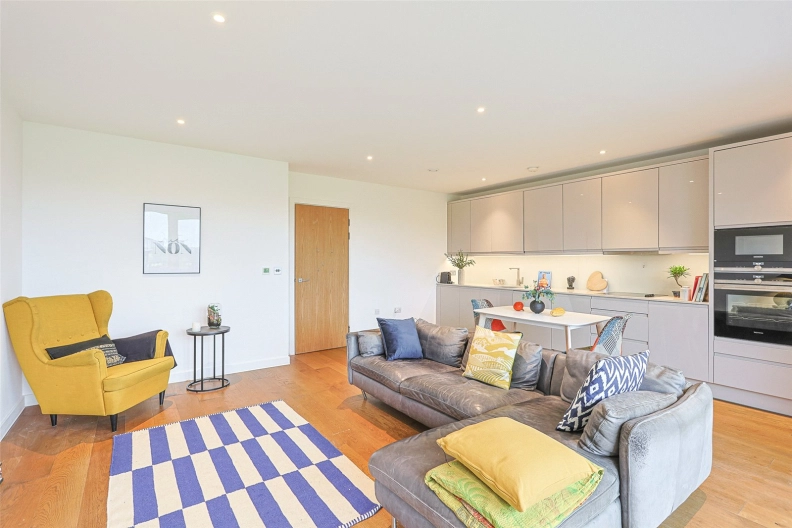 3 bedrooms apartments/flats to sale in Lismore Boulevard, Colindale Gardens, Colindale-image 7