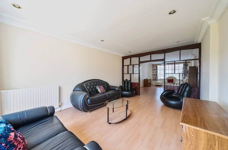 5 bedrooms houses to sale in Foscote Road, Hendon Central-image 3