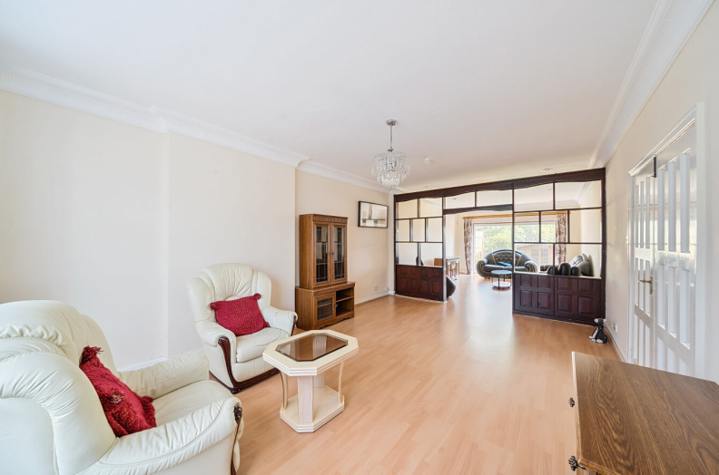 5 bedrooms houses to sale in Foscote Road, Hendon Central-image 12