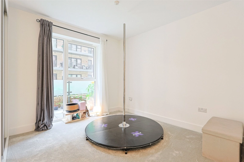 2 bedrooms apartments/flats to sale in Lismore Boulevard, Colindale Gardens, Colindale-image 4