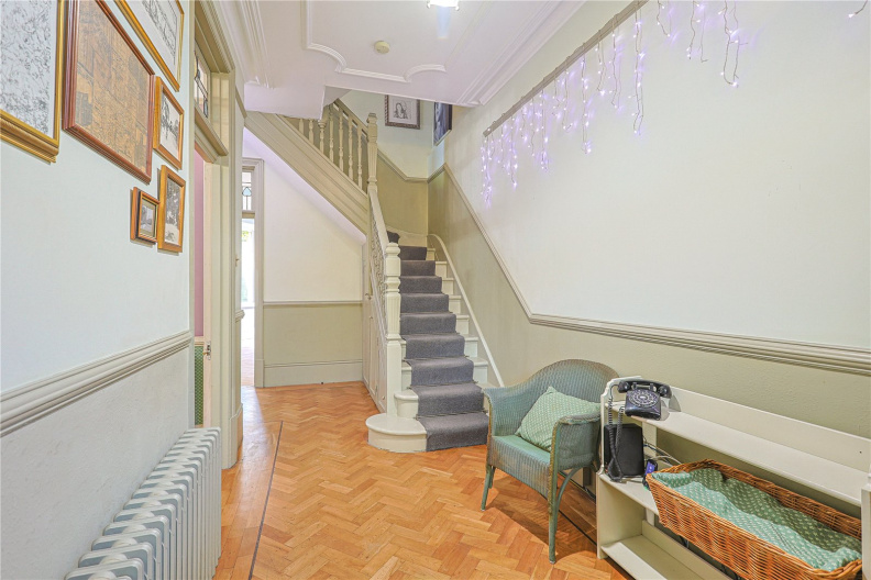 6 bedrooms houses to sale in Lynton Road, Acton-image 12