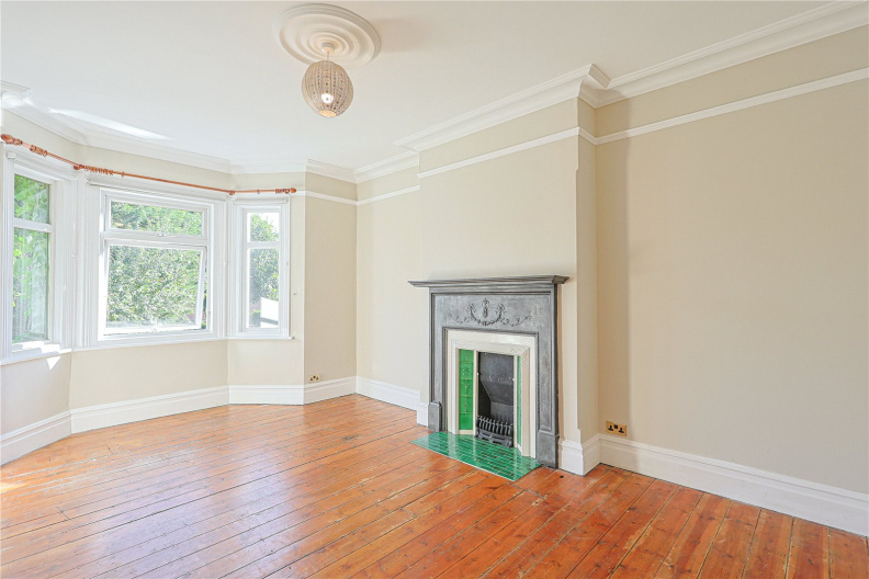 6 bedrooms houses to sale in Lynton Road, Acton-image 18