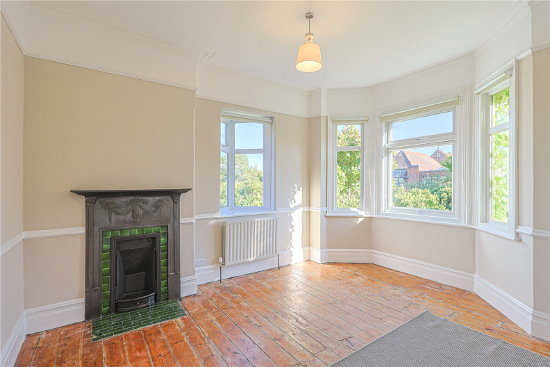 6 bedrooms houses to sale in Lynton Road, Acton-image 19