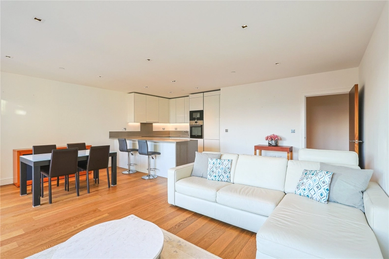 2 bedrooms apartments/flats to sale in Longfield Avenue, Ealing-image 1