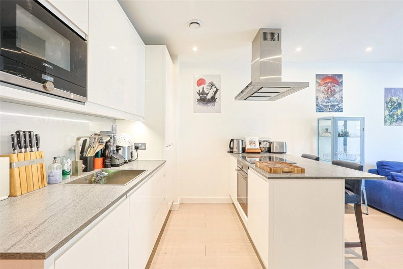 1 bedroom apartments/flats to sale in Lismore Boulevard, Colindale Gardens, Colindale-image 7