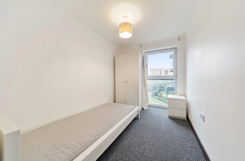 2 bedrooms apartments/flats to sale in Kings Mill Way, Denham, Uxbridge-image 6