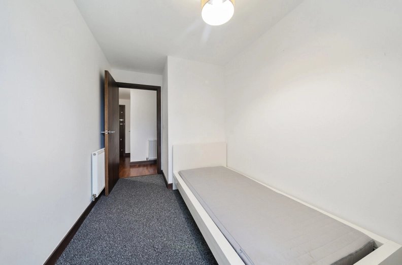 2 bedrooms apartments/flats to sale in Kings Mill Way, Denham, Uxbridge-image 15