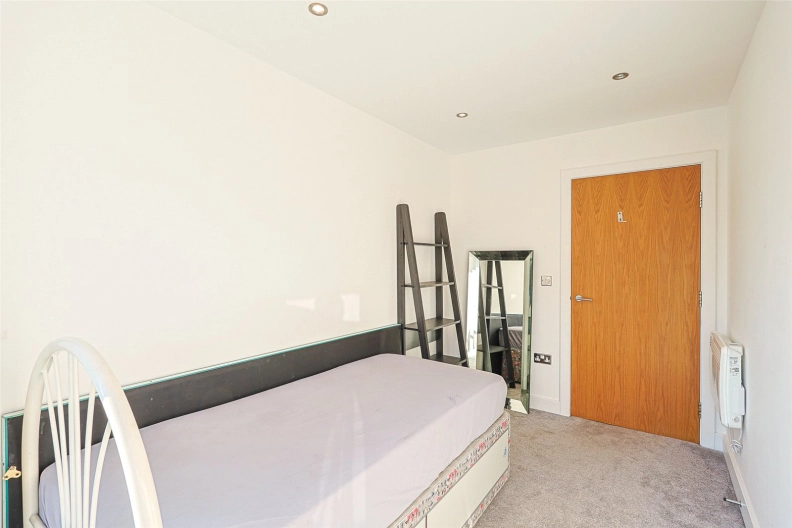 3 bedrooms apartments/flats to sale in Boulevard Drive, Beaufort Park, Colindale-image 13