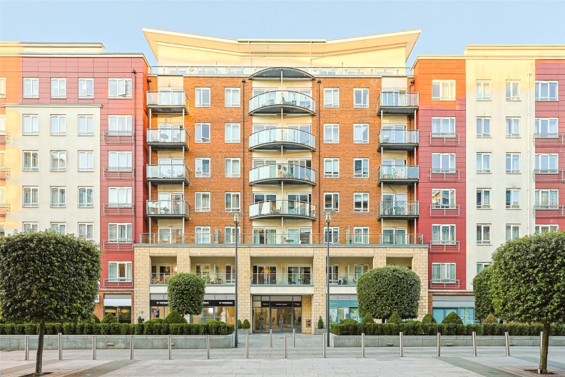 3 bedrooms apartments/flats to sale in Boulevard Drive, Beaufort Park, Colindale-image 1