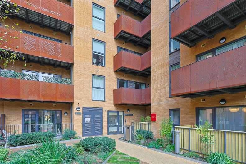 2 bedrooms apartments/flats to sale in East Acton Lane, Acton-image 18