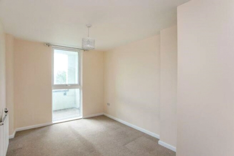 2 bedrooms apartments/flats to sale in Acklington Drive, Colindale-image 3