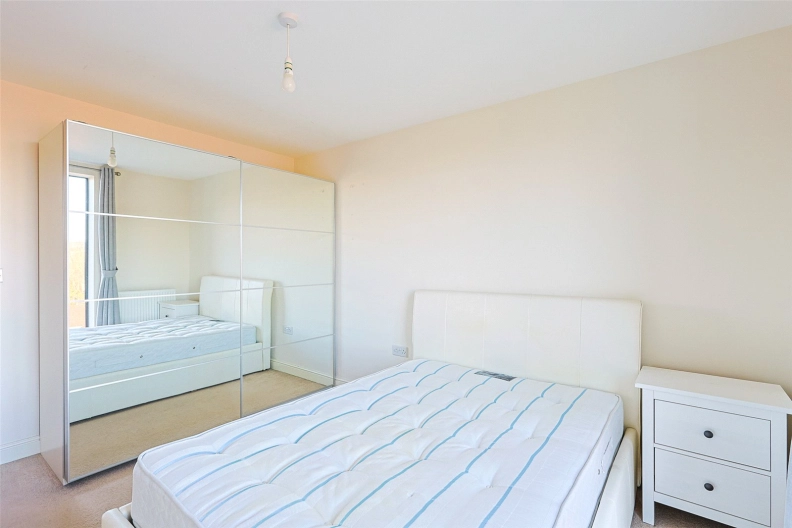 1 bedroom apartments/flats to sale in Needleman Close, Colindale-image 9