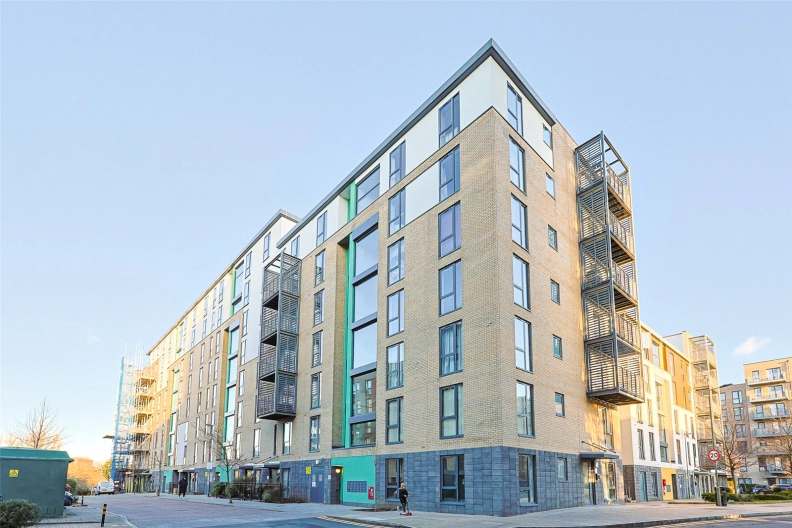 1 bedroom apartments/flats to sale in Needleman Close, Colindale-image 1