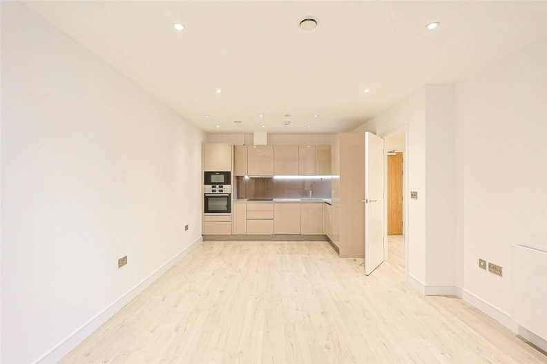 1 bedroom apartments/flats to sale in South Way, Wembley-image 2