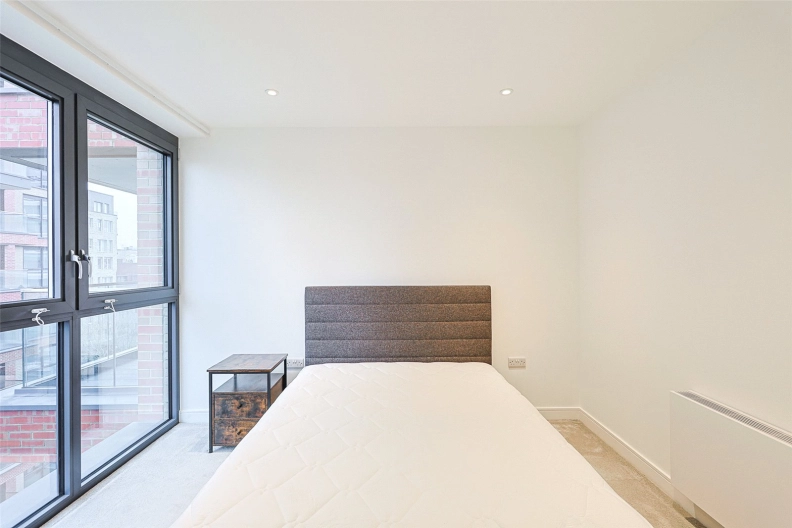 1 bedroom apartments/flats to sale in South Way, Wembley-image 6