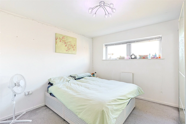 2 bedrooms apartments/flats to sale in The Greenway, Colindale-image 5