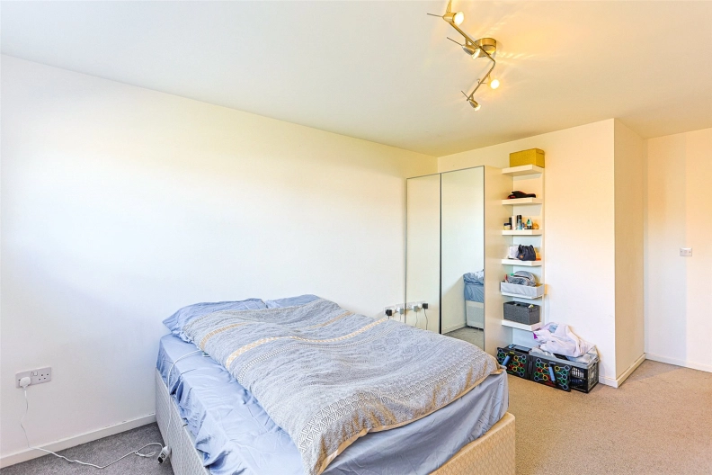 2 bedrooms apartments/flats to sale in The Greenway, Colindale-image 12