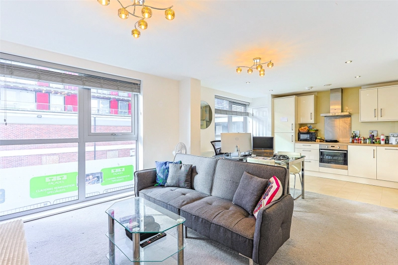 2 bedrooms apartments/flats to sale in The Greenway, Colindale-image 1