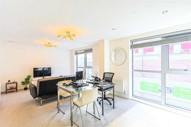 2 bedrooms apartments/flats to sale in The Greenway, Colindale-image 3