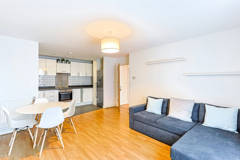 1 bedroom apartments/flats to sale in Salk Close, Colindale-image 2