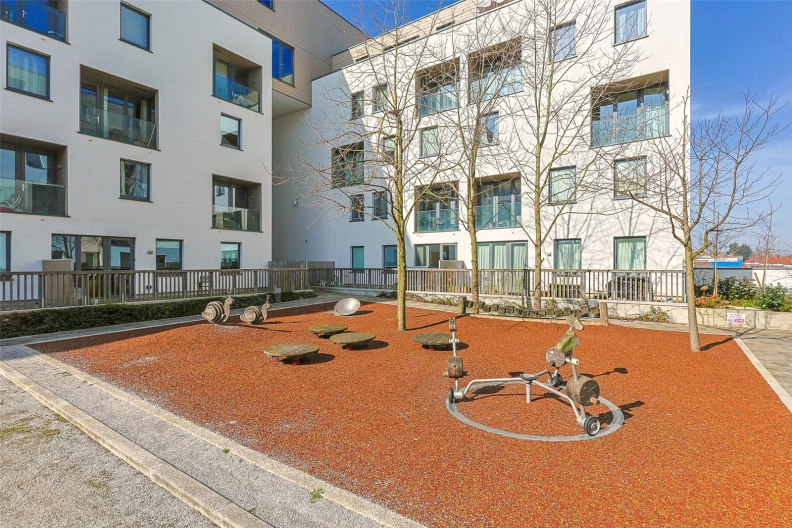 1 bedroom apartments/flats to sale in Capitol Way, Colindale-image 12