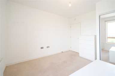 Rathbone Street, Canning Town E16 image 4