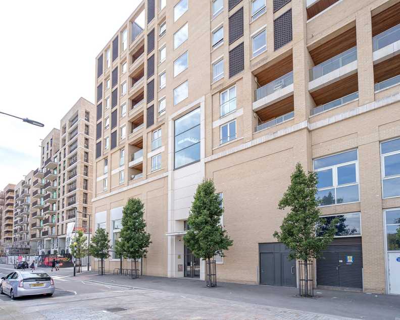 2 bedrooms apartments/flats to sale in Rathbone Street, Canning Town-image 1